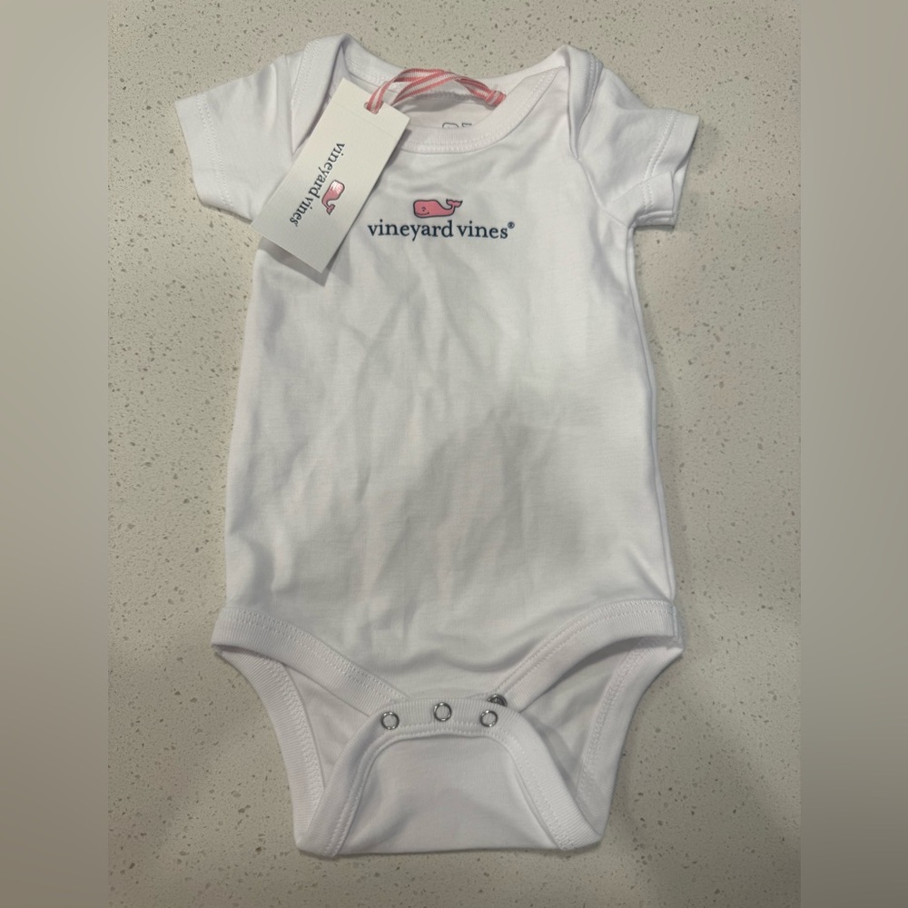 Vineyard vines new with tags baby onsie